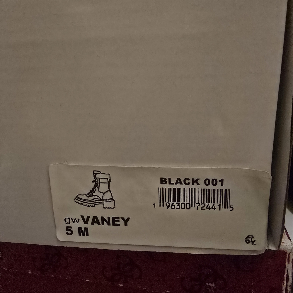 Guess booties - Picture 4 of 4
